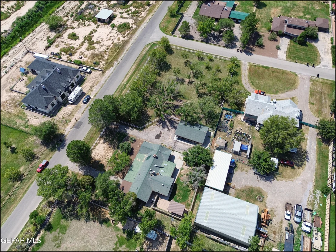 Photo of 6525 UPPER VALLEY Road