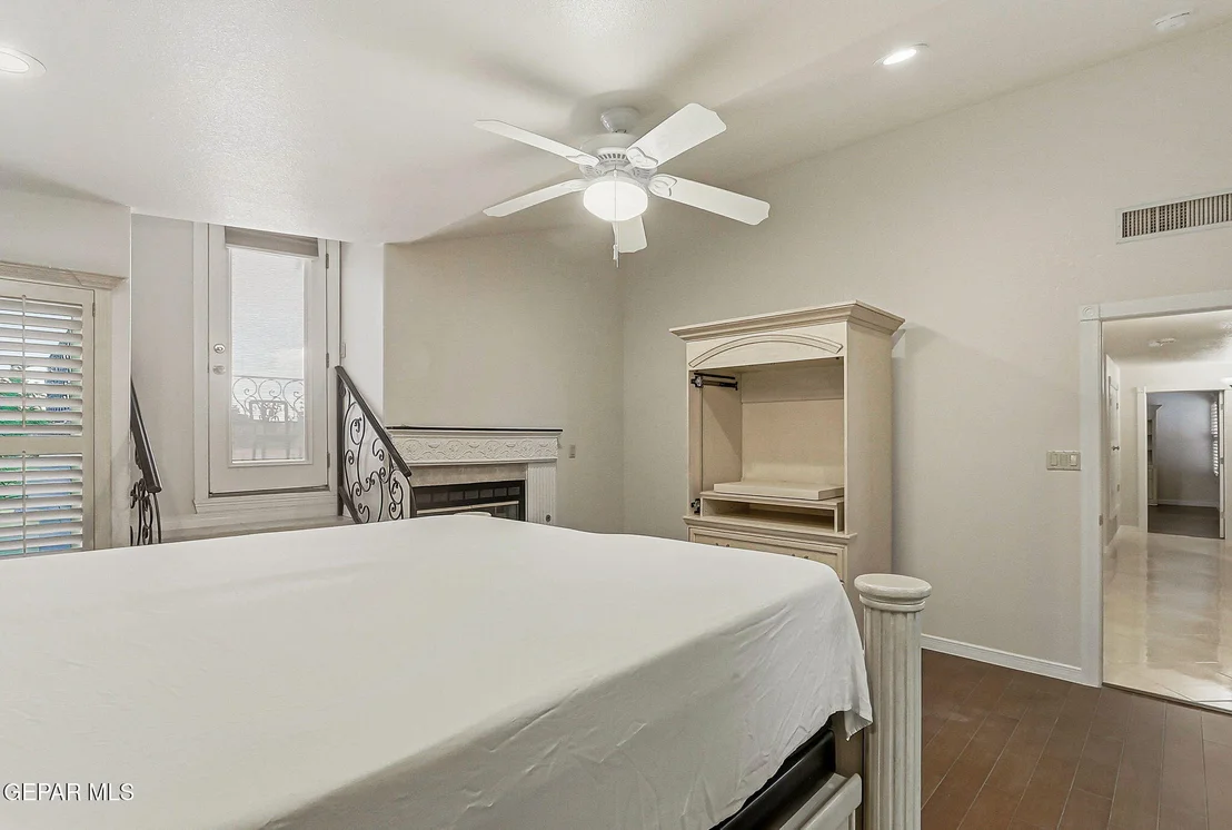 Photo of 6016 OLEASTER Drive