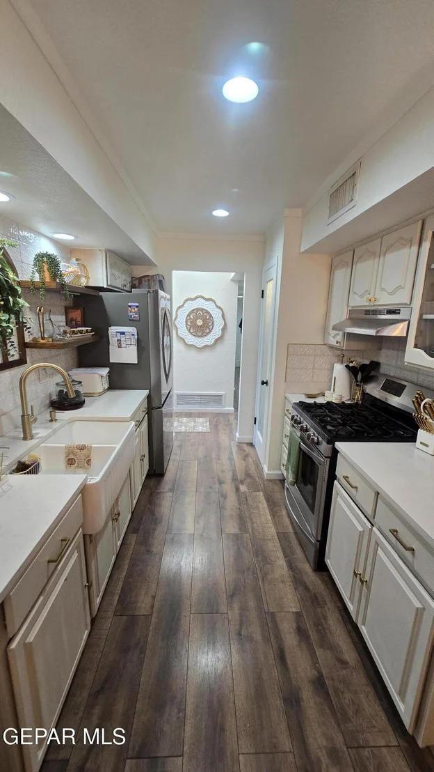 Photo of 3629 BRECKENRIDGE