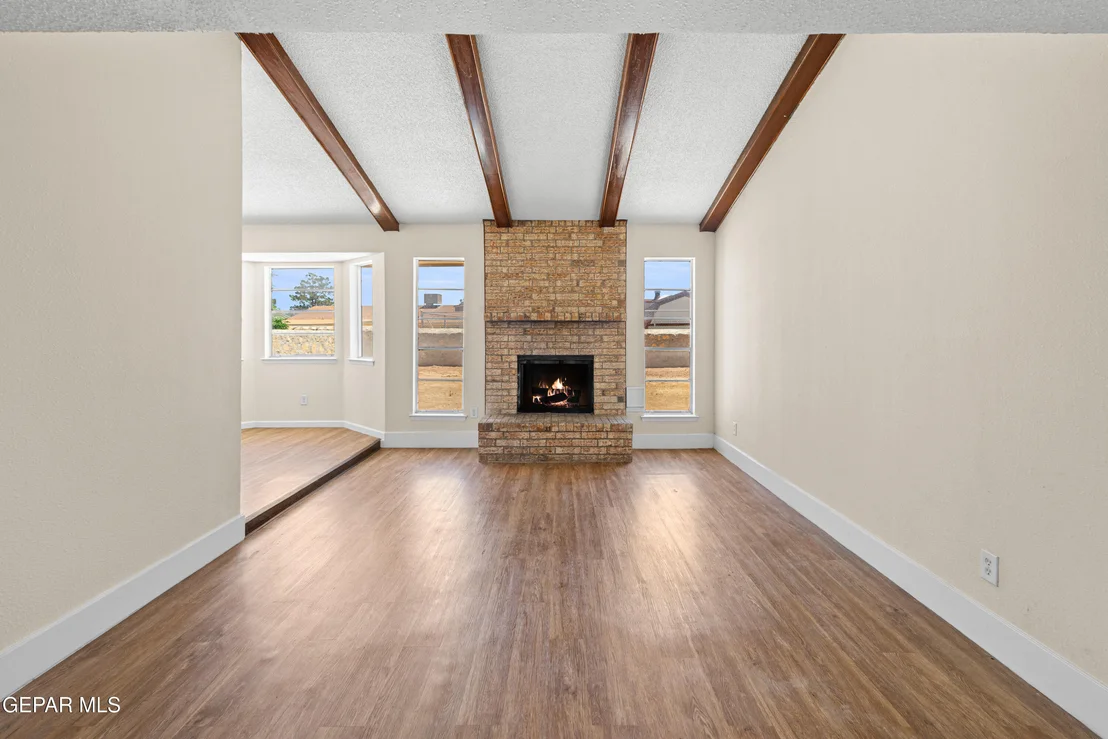 Photo of 8434 VILLANOVA Drive