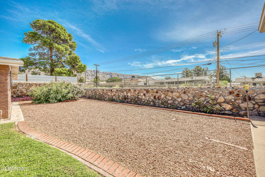 Photo of 309 DE LEON Drive