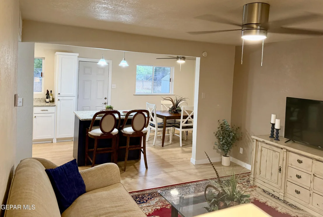 Photo of 9205 Salisbury Drive