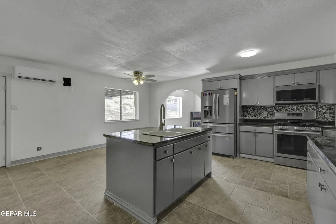 Photo of 943 Quail Mesa Drive