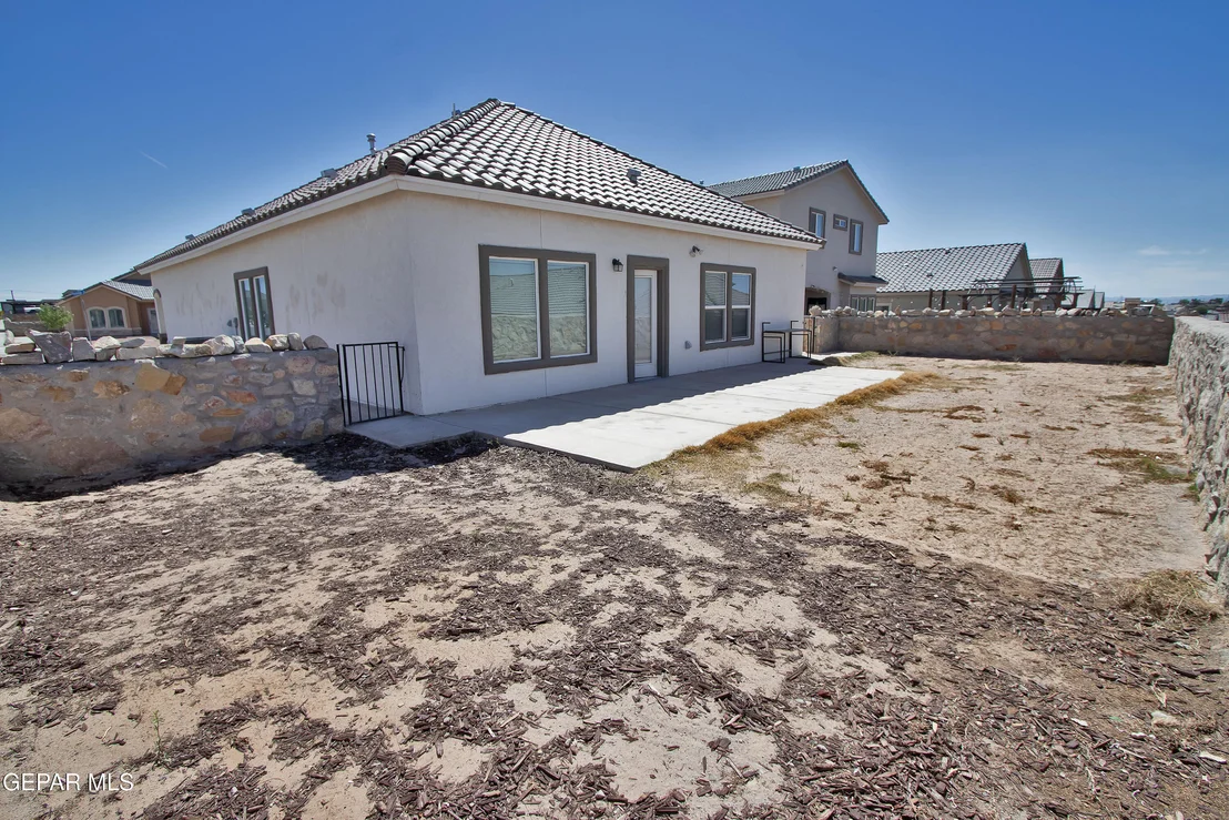 Photo of 285 PENBRIDGE Place