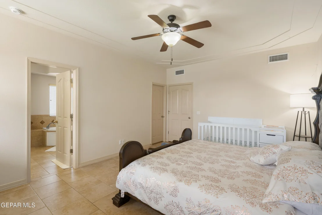 Photo of 7250 LONGSPUR Drive