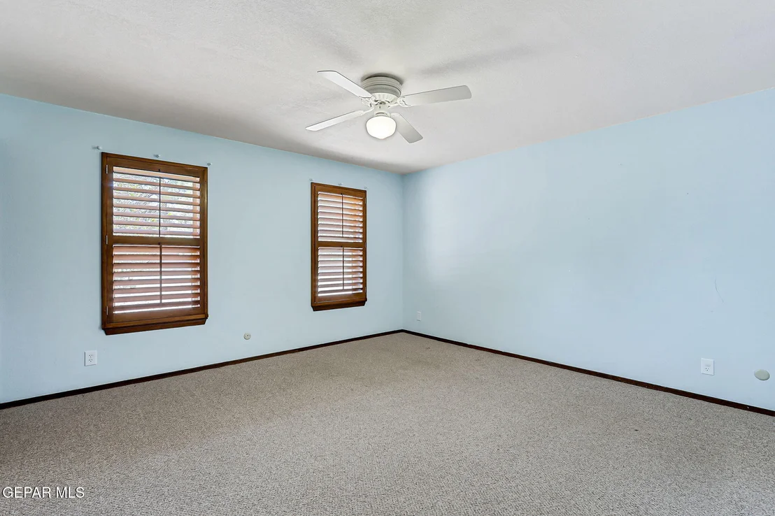 Photo of 713 LIVE OAK Drive