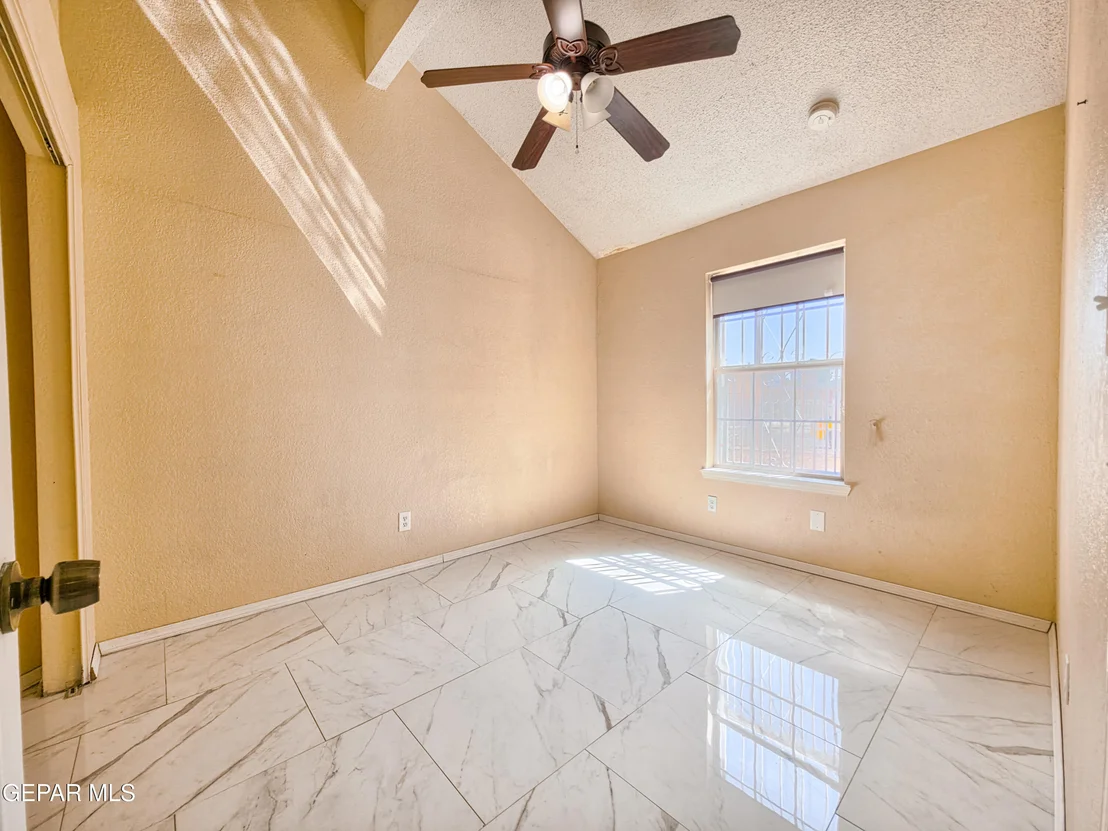 Photo of 12057 AUTUMN GATE Drive