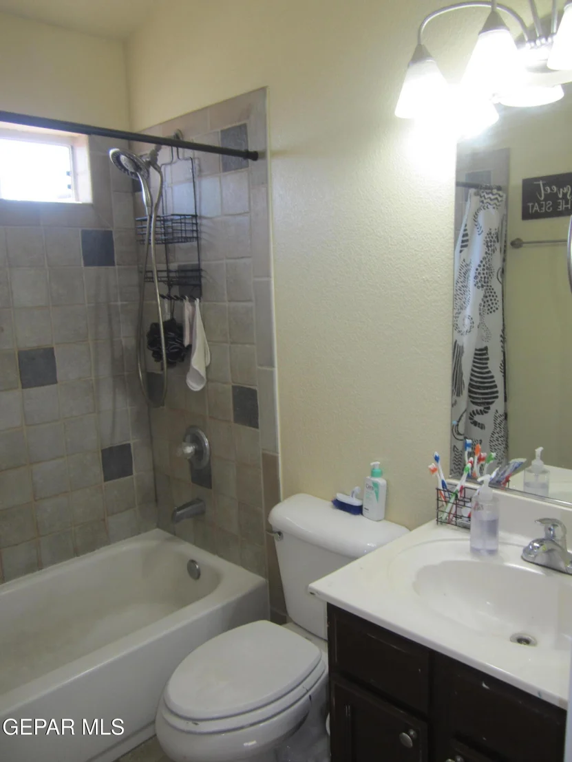 Photo of 7605 Dianjou Drive