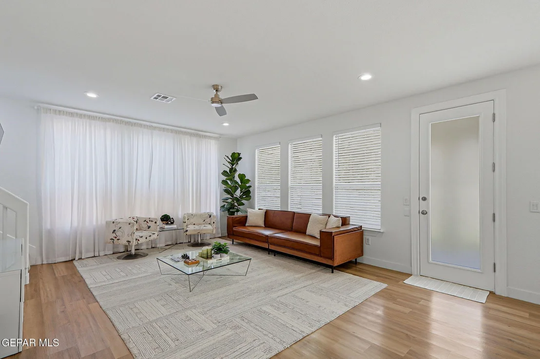 Photo of 6325 FRANKLIN RED Drive