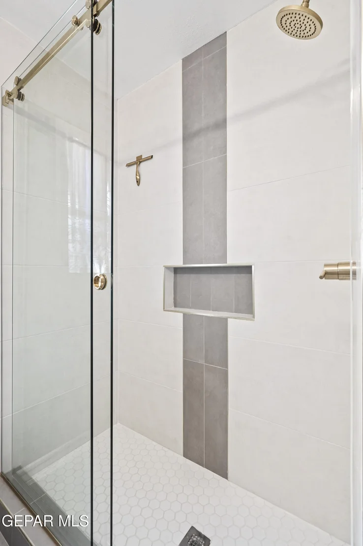 Photo of 1109 WHITAKER Lane