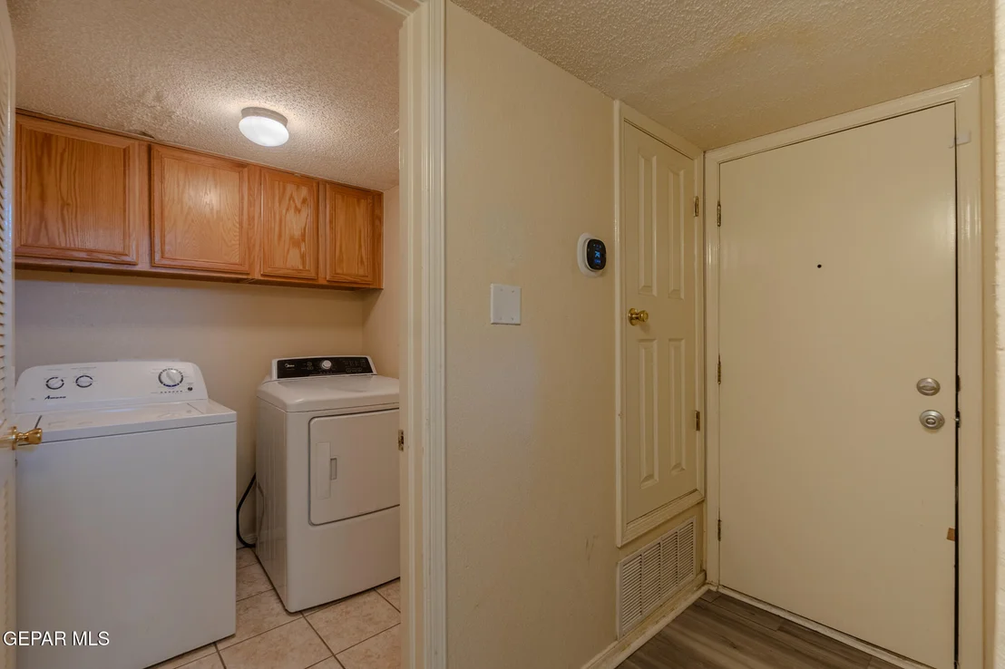 Photo of 5721 LAUREL CLARK Lane