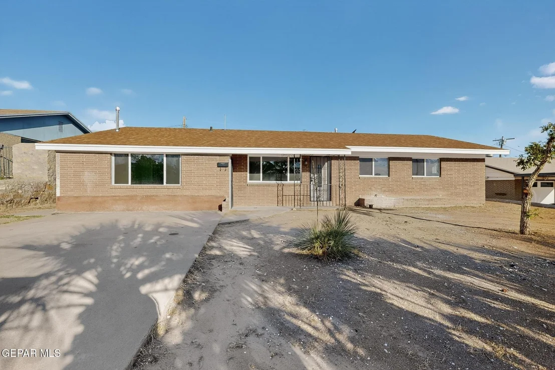 Photo of 105 CAMILLE Drive
