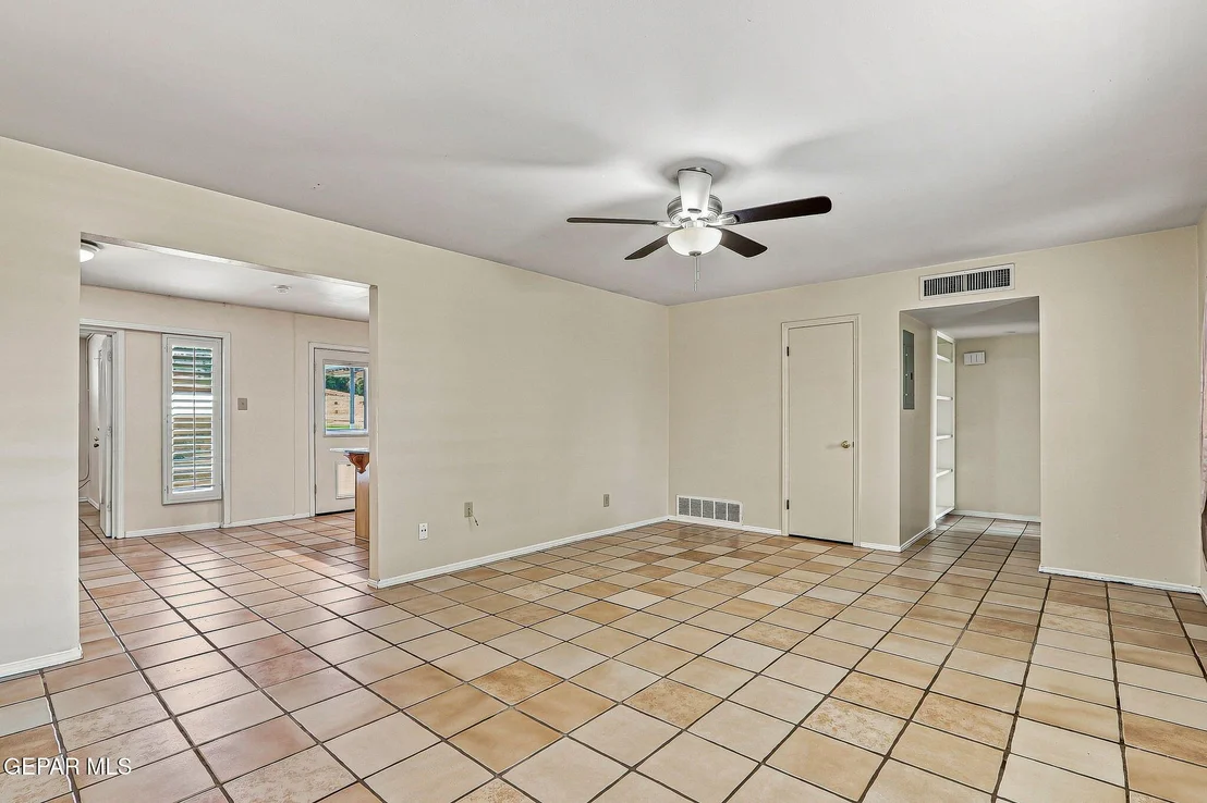 Photo of 436 DE LEON Drive