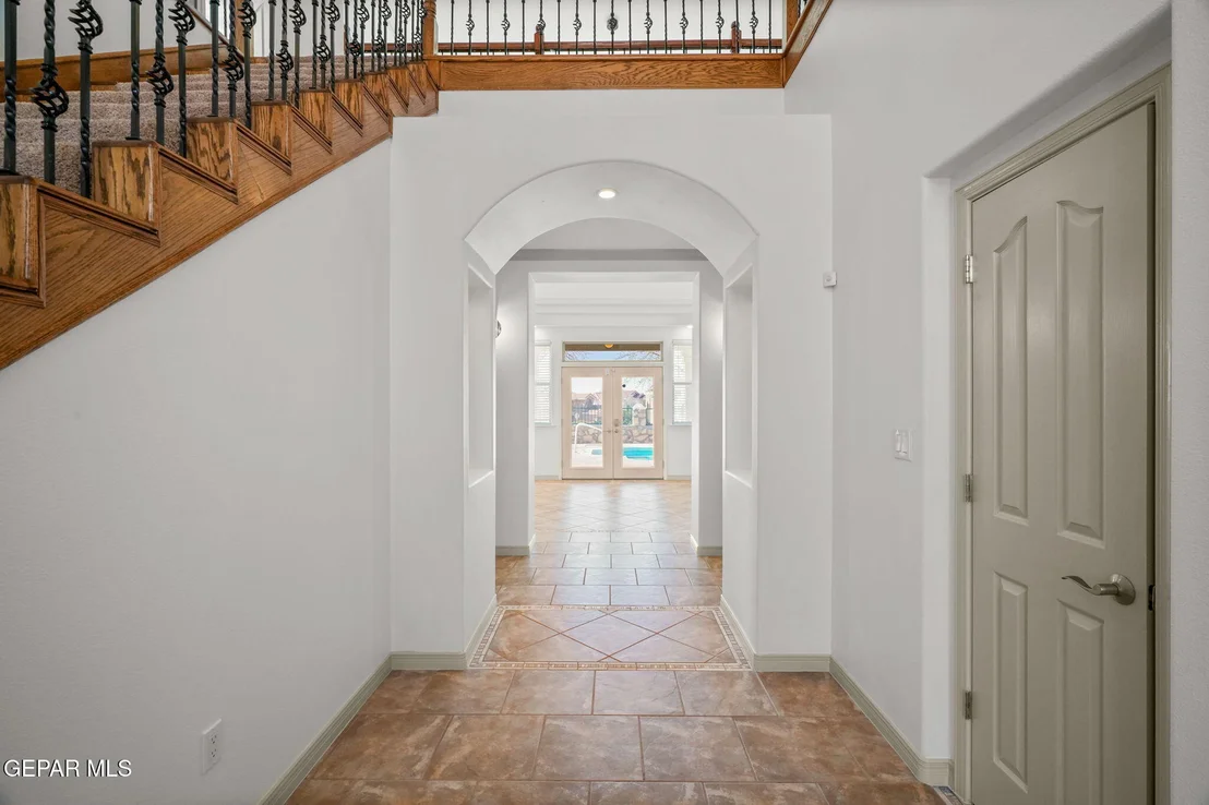 Photo of 6389 FRANKLIN TRAIL Drive