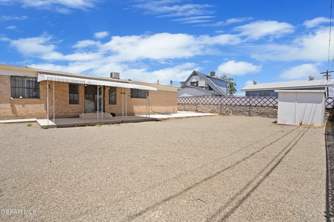 Photo of 5832 DEARBORNE Drive