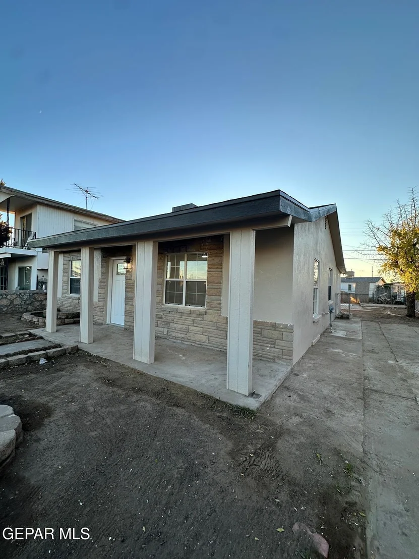 Photo of 543 Dolan Street