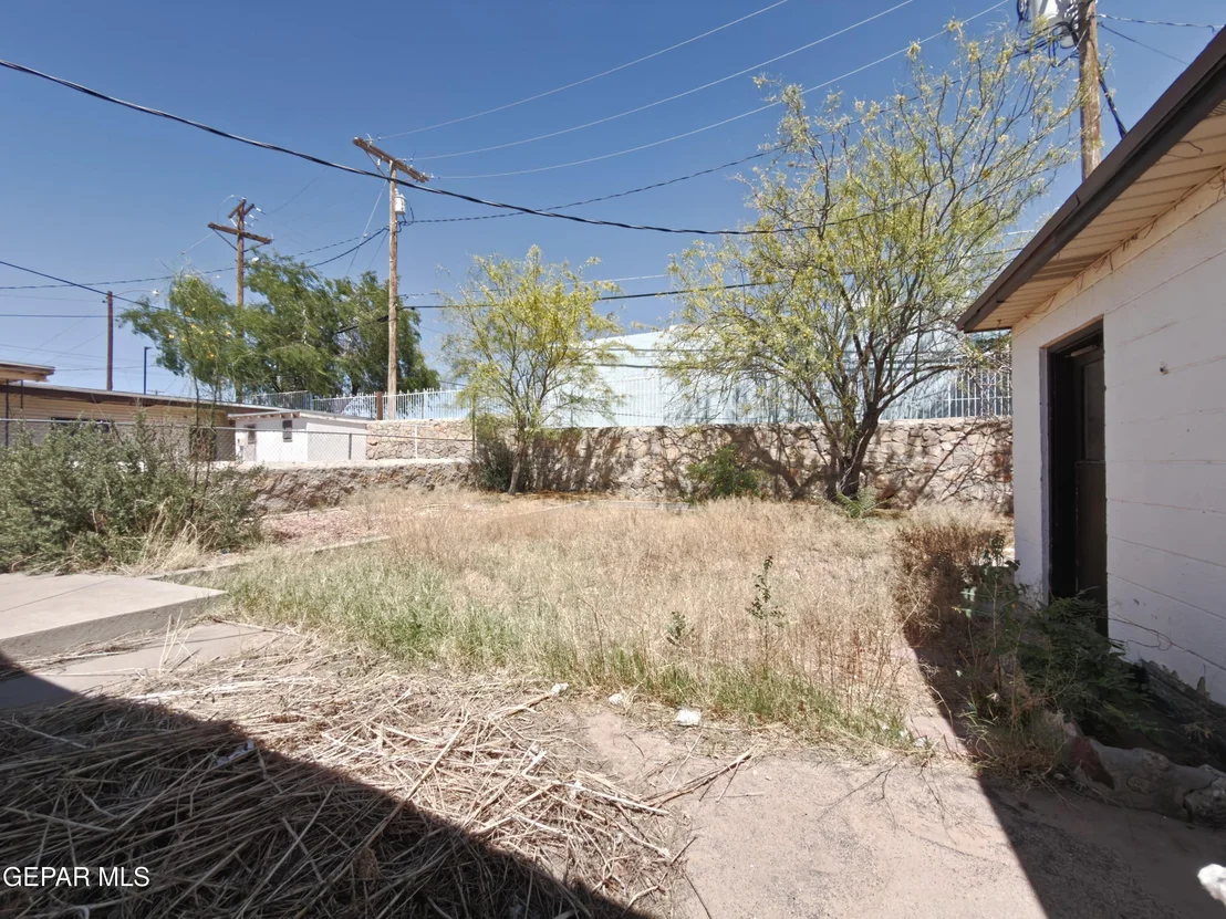 Photo of 816 CARDON Street