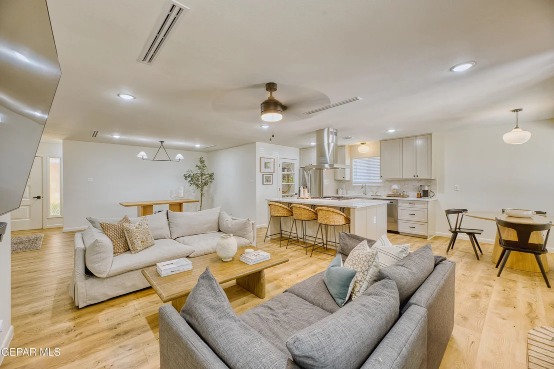 Photo of 10528 Saigon Drive