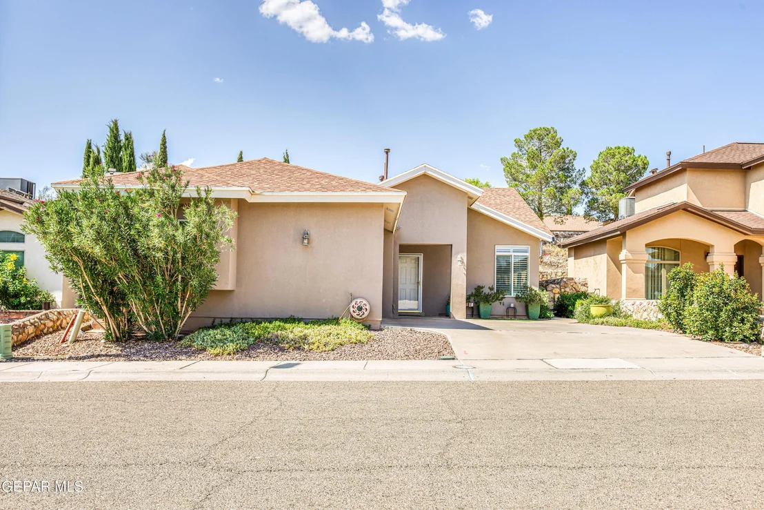 Photo of 7713 OAK LANDING Drive