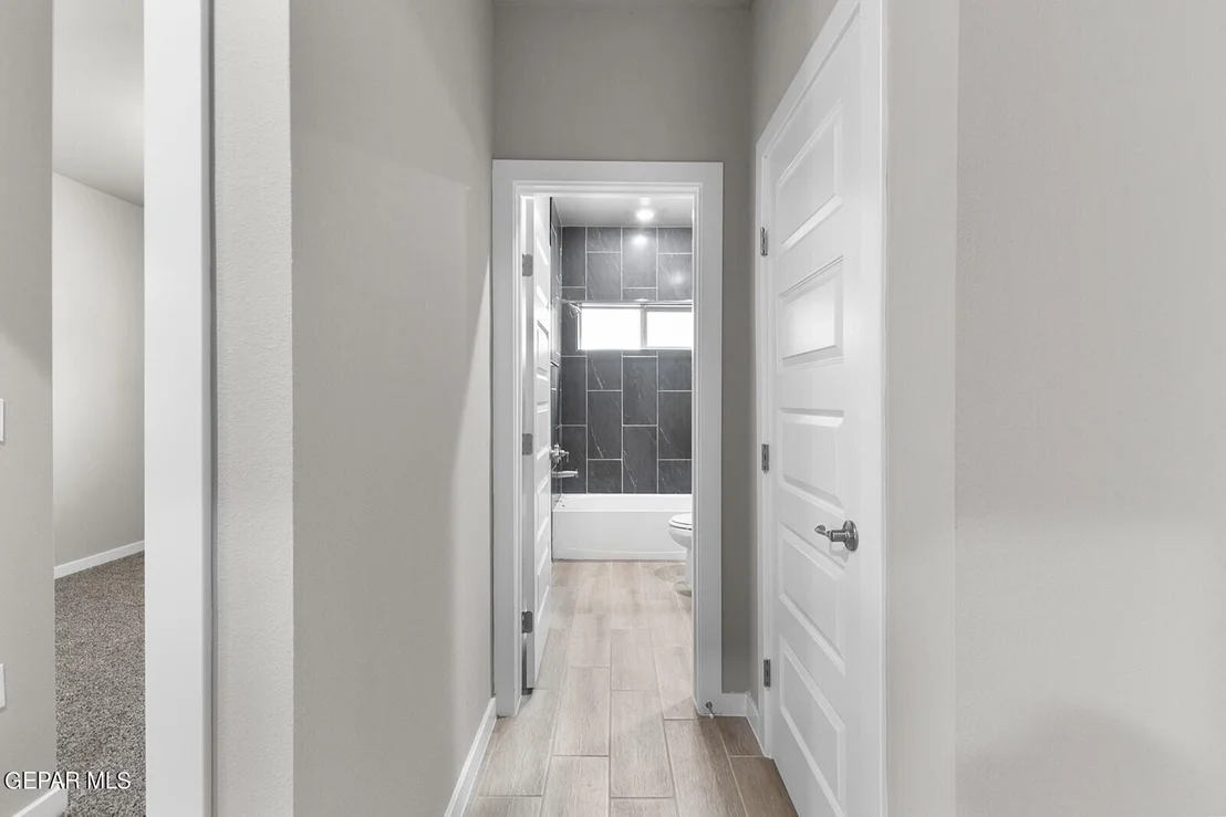 Photo of 15261 Composition Avenue