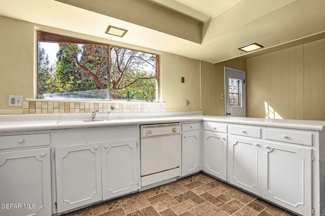 Photo of 416 POCANO Lane