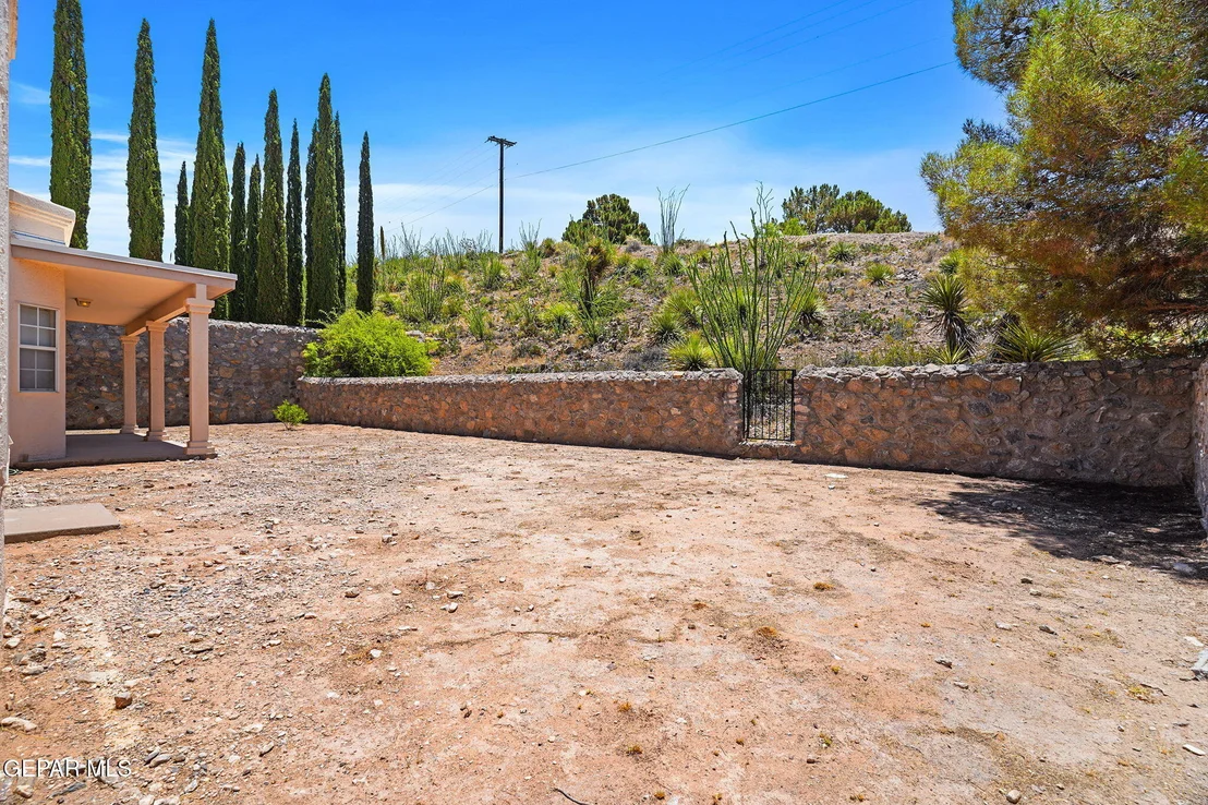 Photo of 6290 LOS BANCOS Drive