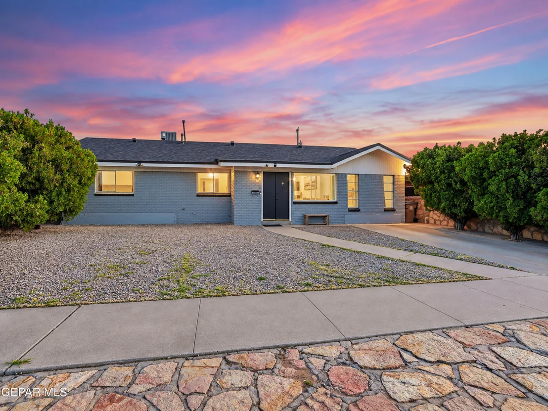 Photo of 5856 TARPON Drive