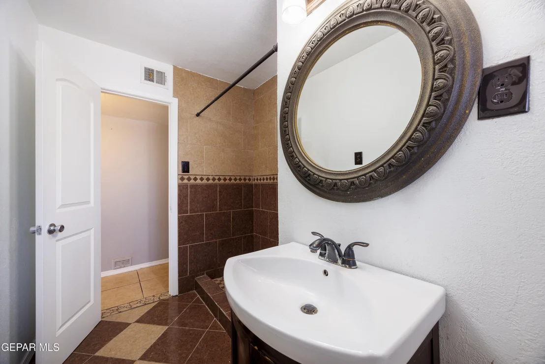 Photo of 8200 SANDLAND Drive