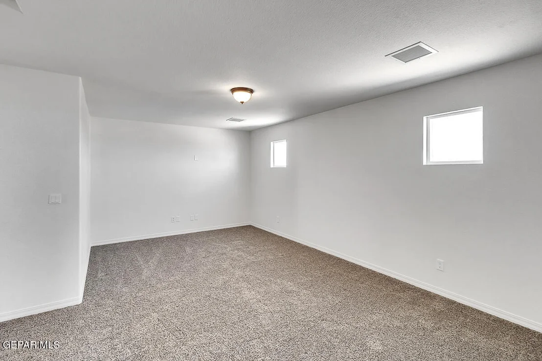 Photo of 3845 Object Place
