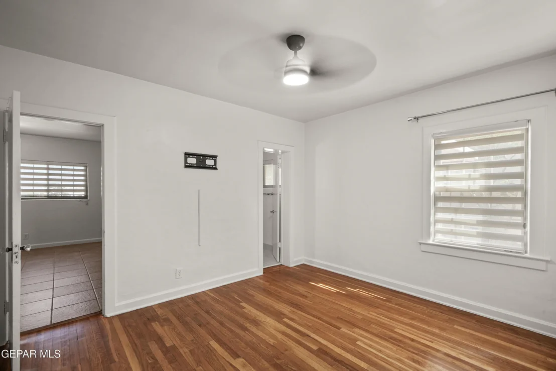Photo of 1019 KELLY Way