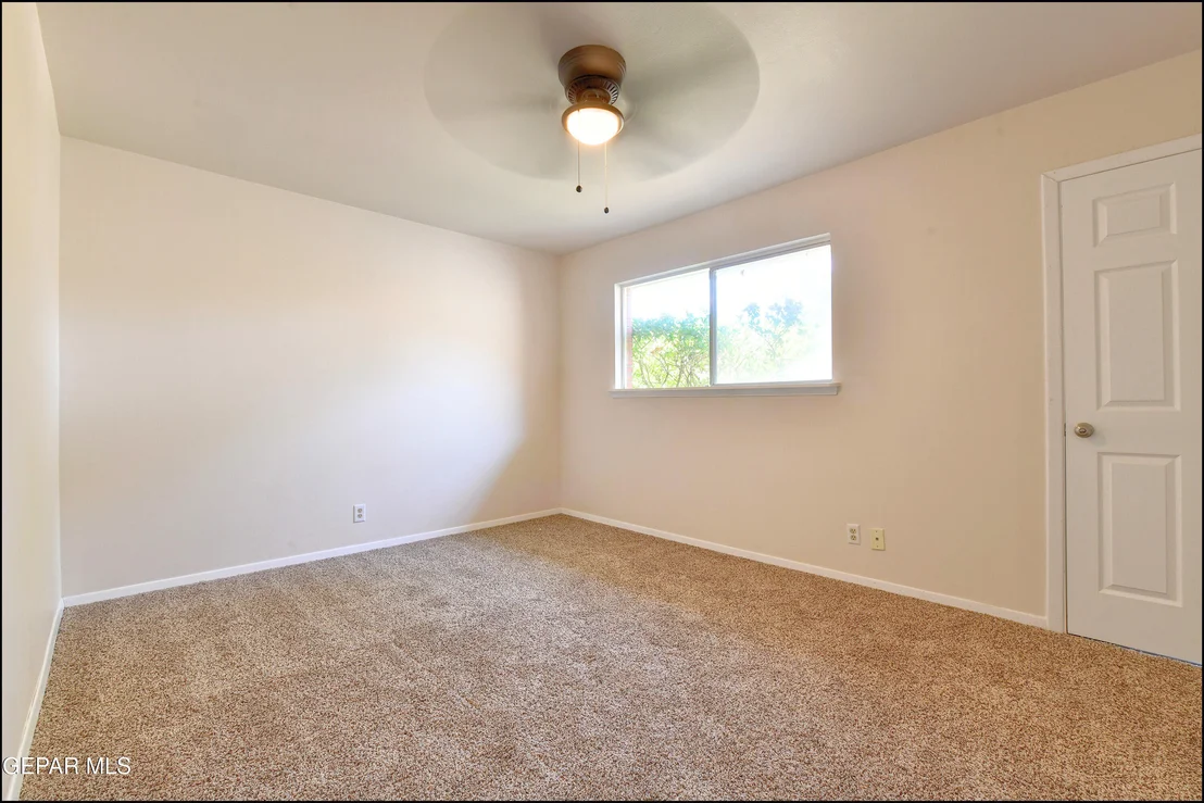 Photo of 3312 DIAMOND Drive
