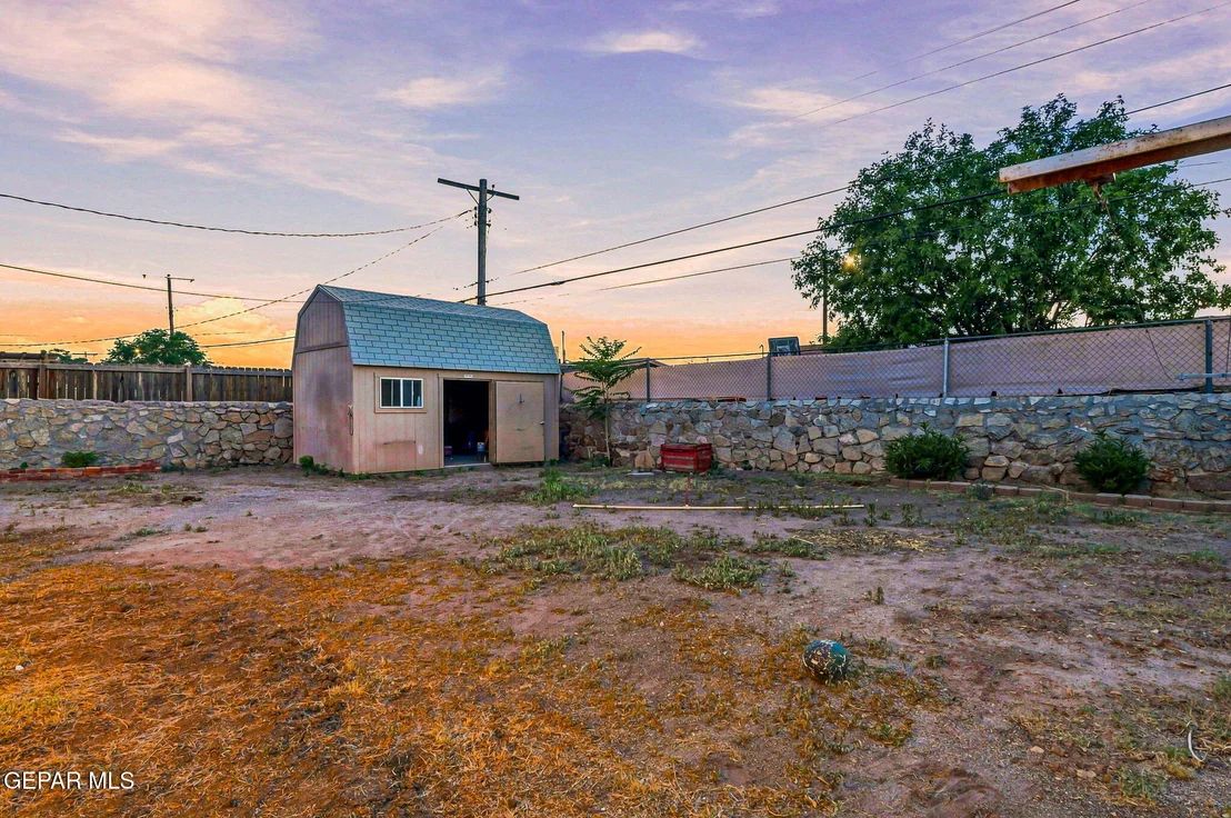 Photo of 637 Alicia Drive