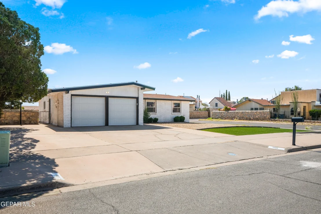 Photo of 3200 VOSS Drive