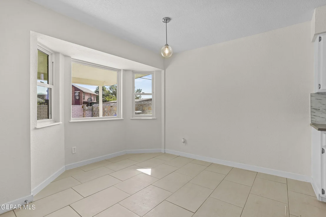 Photo of 936 ONEIDA Drive