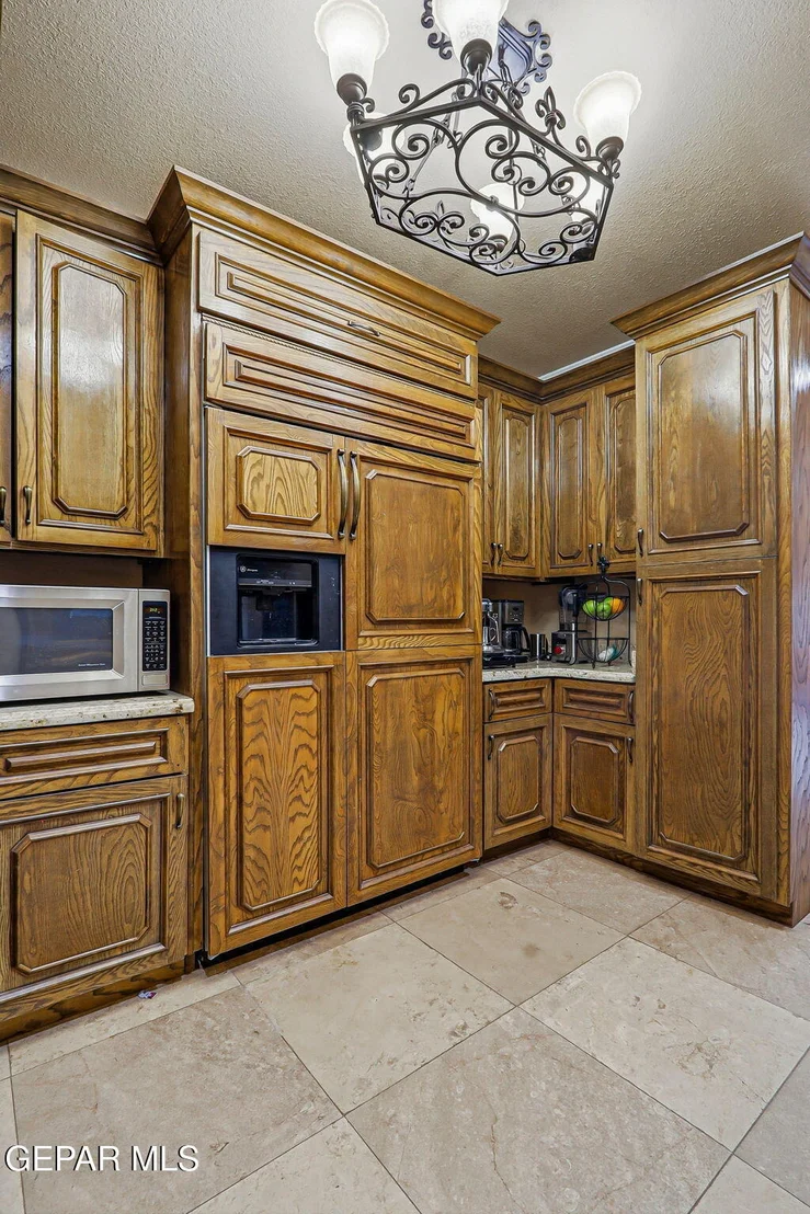 Photo of 609 MEADOW WILLOW Drive