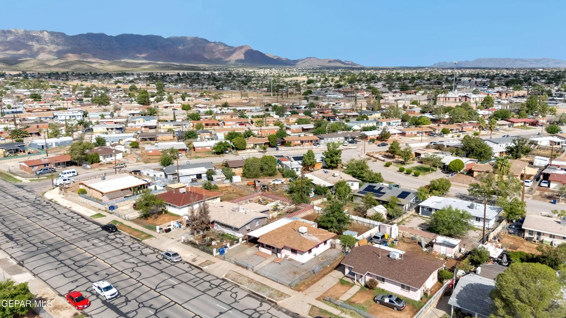 Photo of 5213 SUN VALLEY Drive