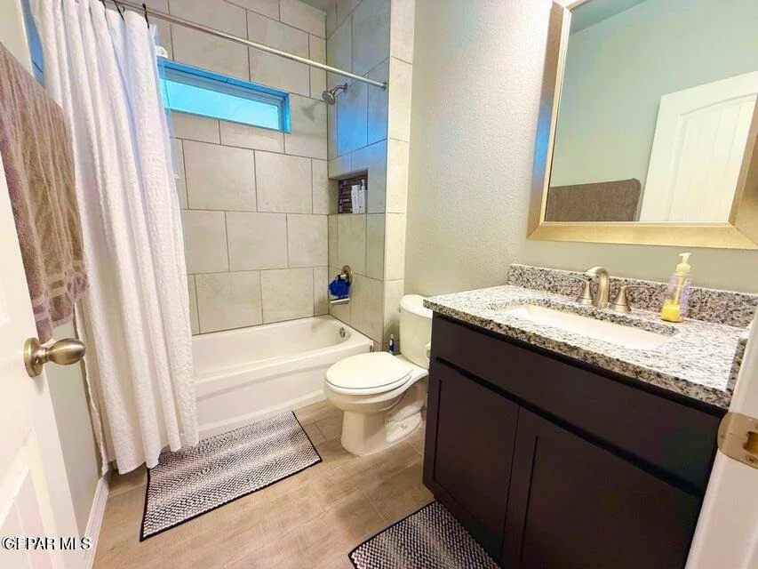 Photo of 2245 Small Mountain Place