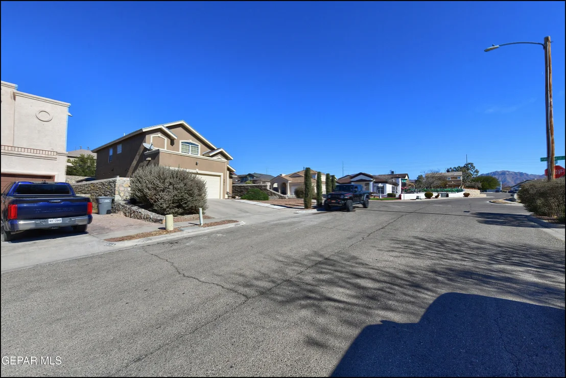 Photo of 260 WESTVALE Court
