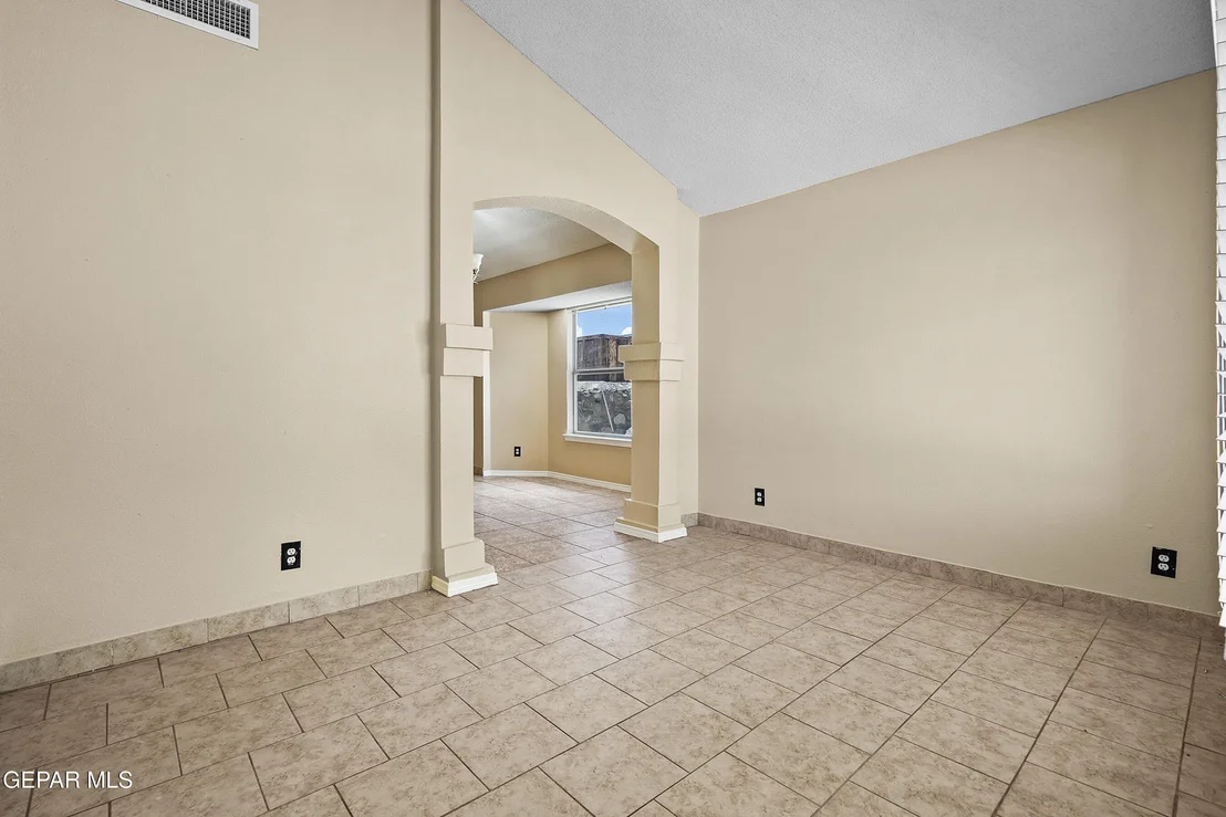 Photo of 513 Cactus Crossing Drive