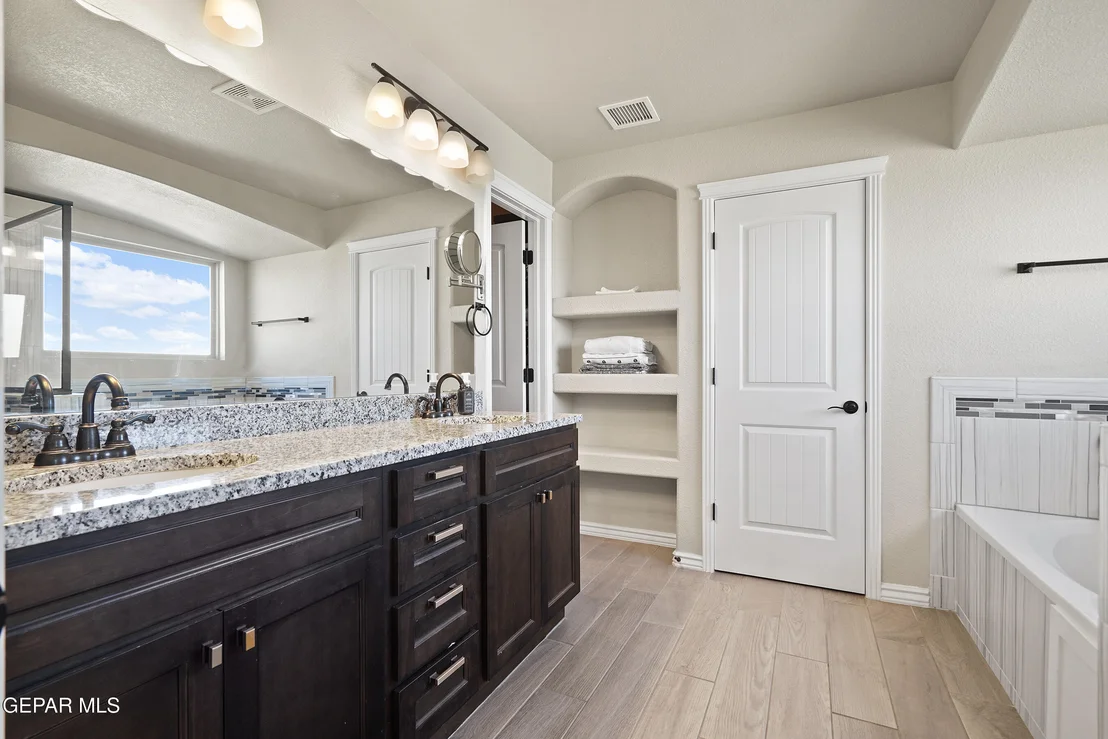Photo of 7317 GLACIER Drive