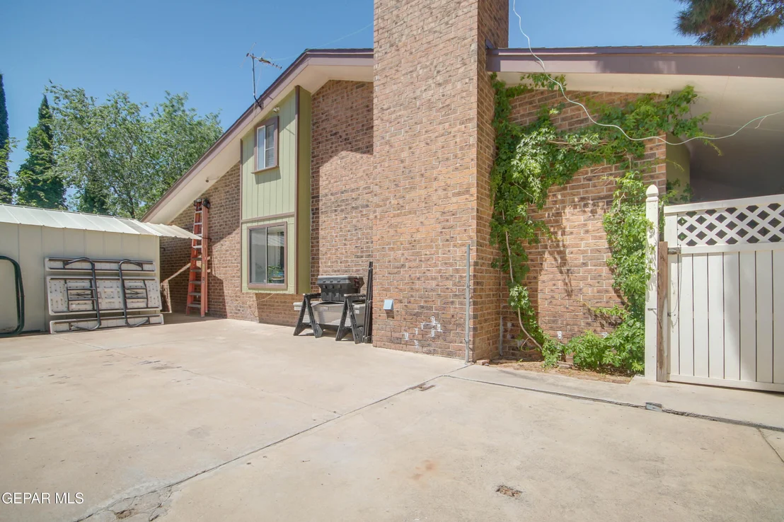 Photo of 11456 LAKE NEMI Drive