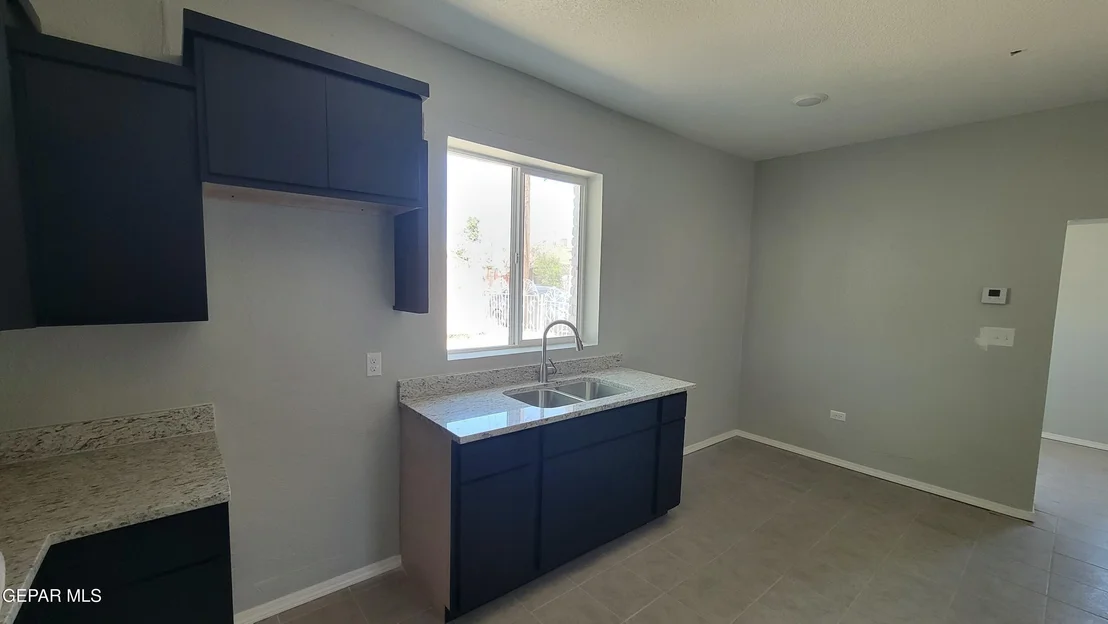 Photo of 231 FRANCIS Street