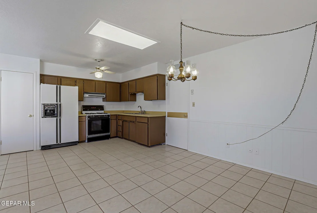 Photo of 6005 MIDAS Drive