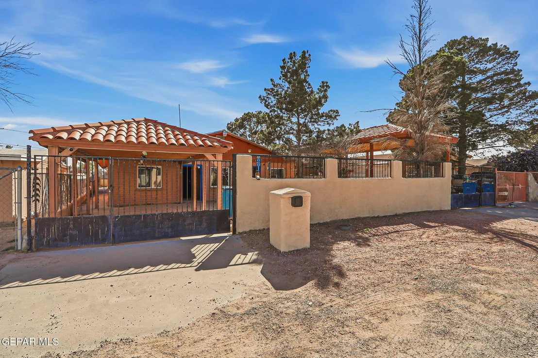 Photo of 762 DELHI Drive