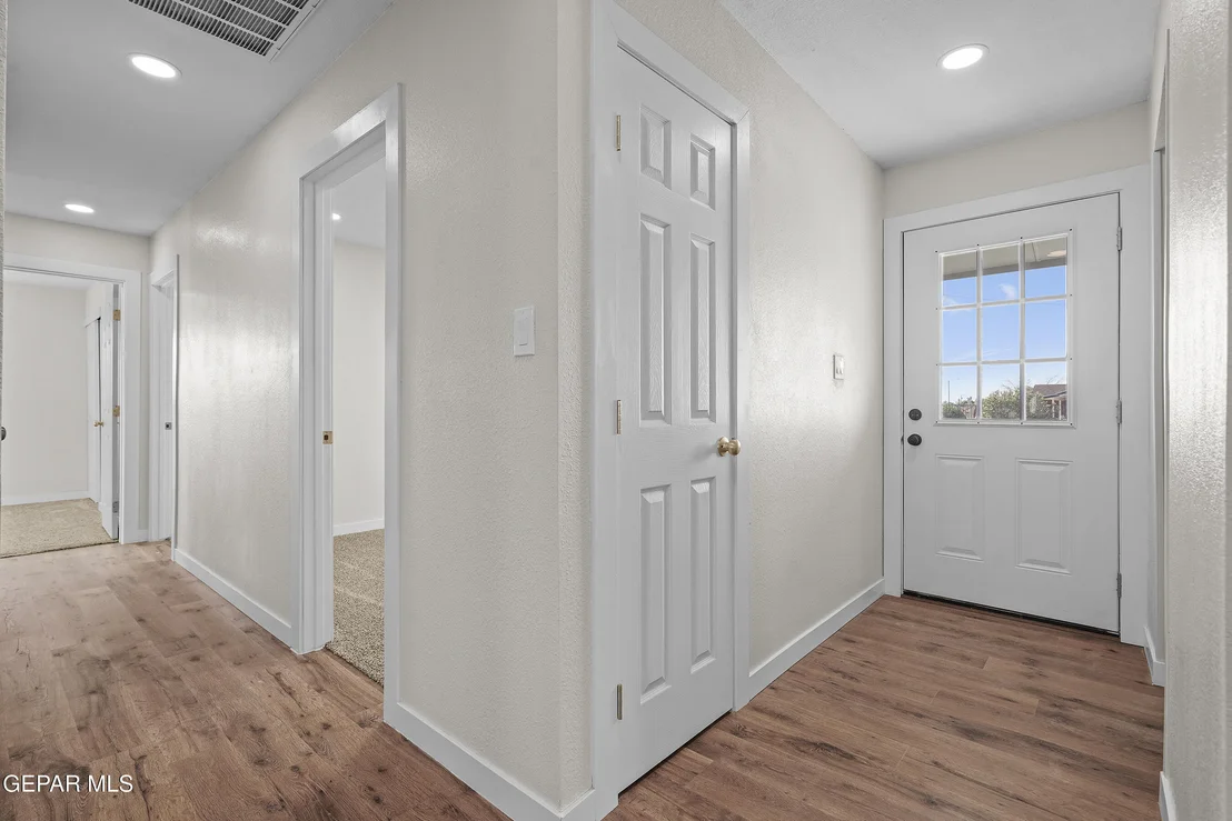 Photo of 10273 RENFREW Drive