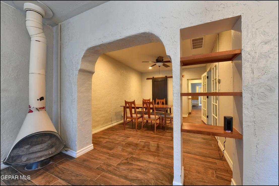 Photo of 504 CANAL Road