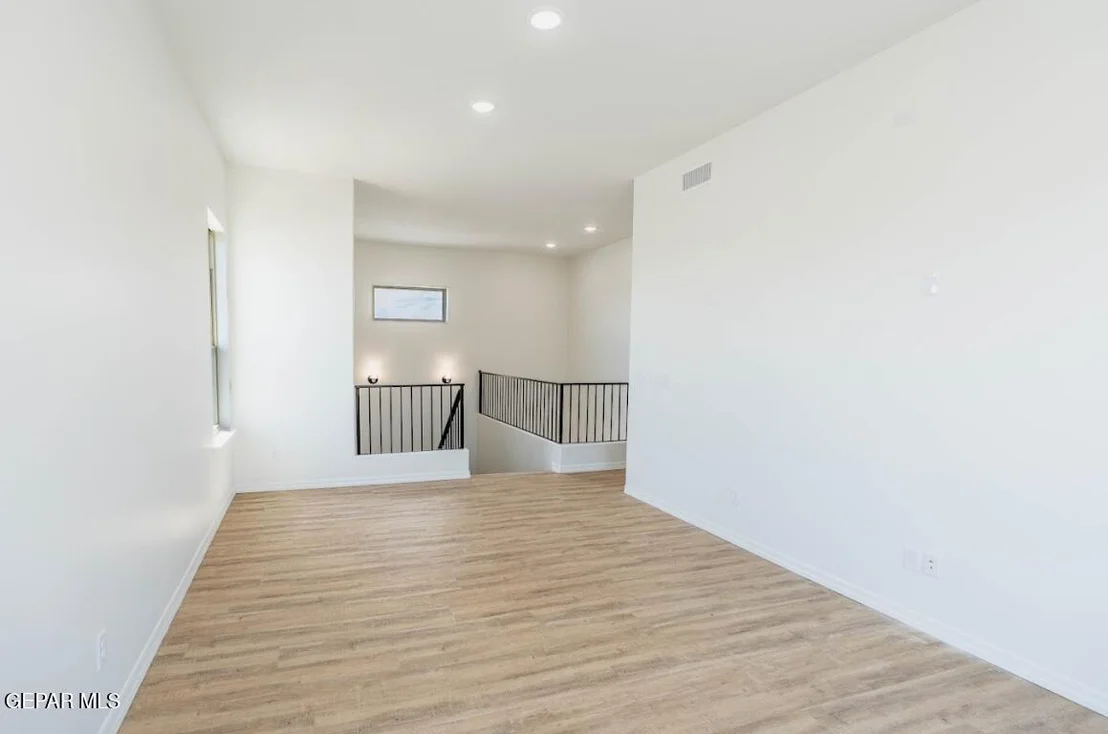 Photo of 1838 Pommel Place