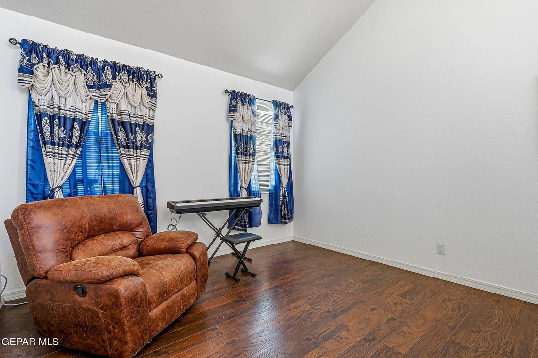 Photo of 331 EMERALD WOODS Street