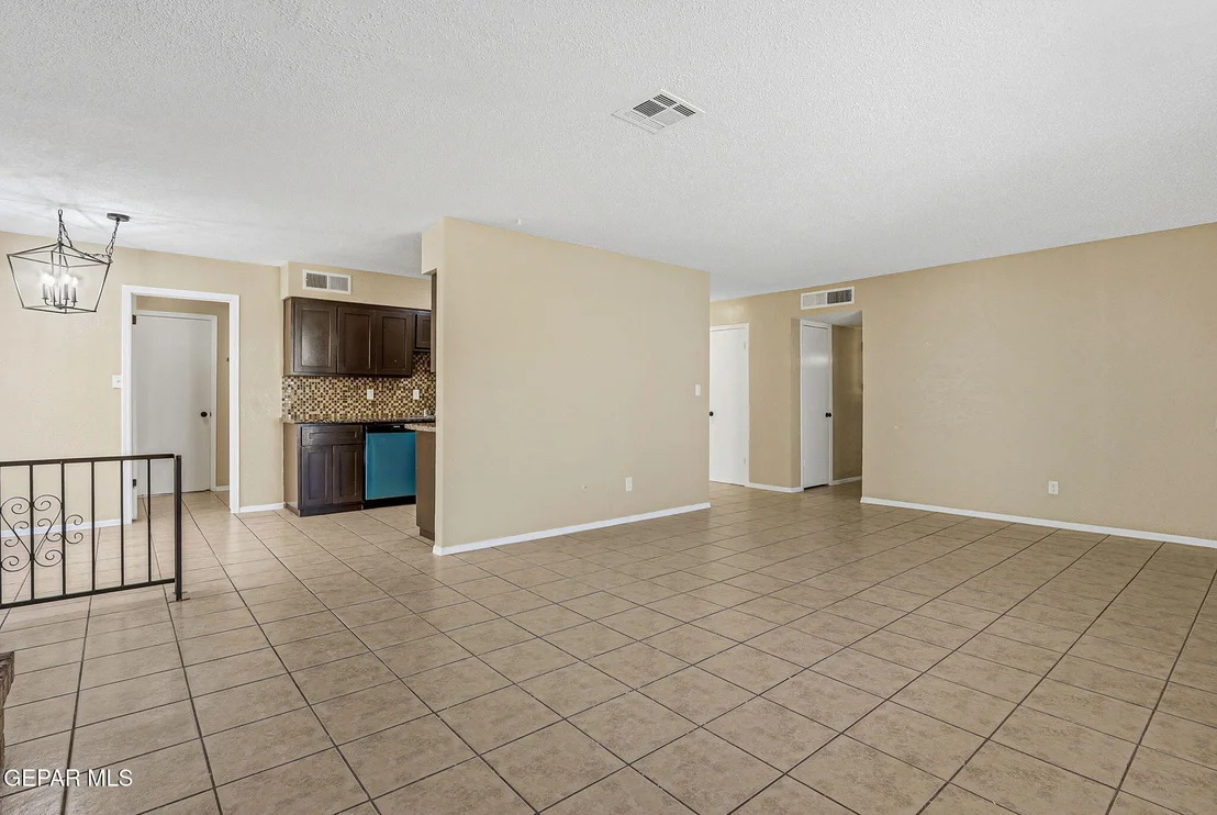 Photo of 701 CENTENNIAL Drive