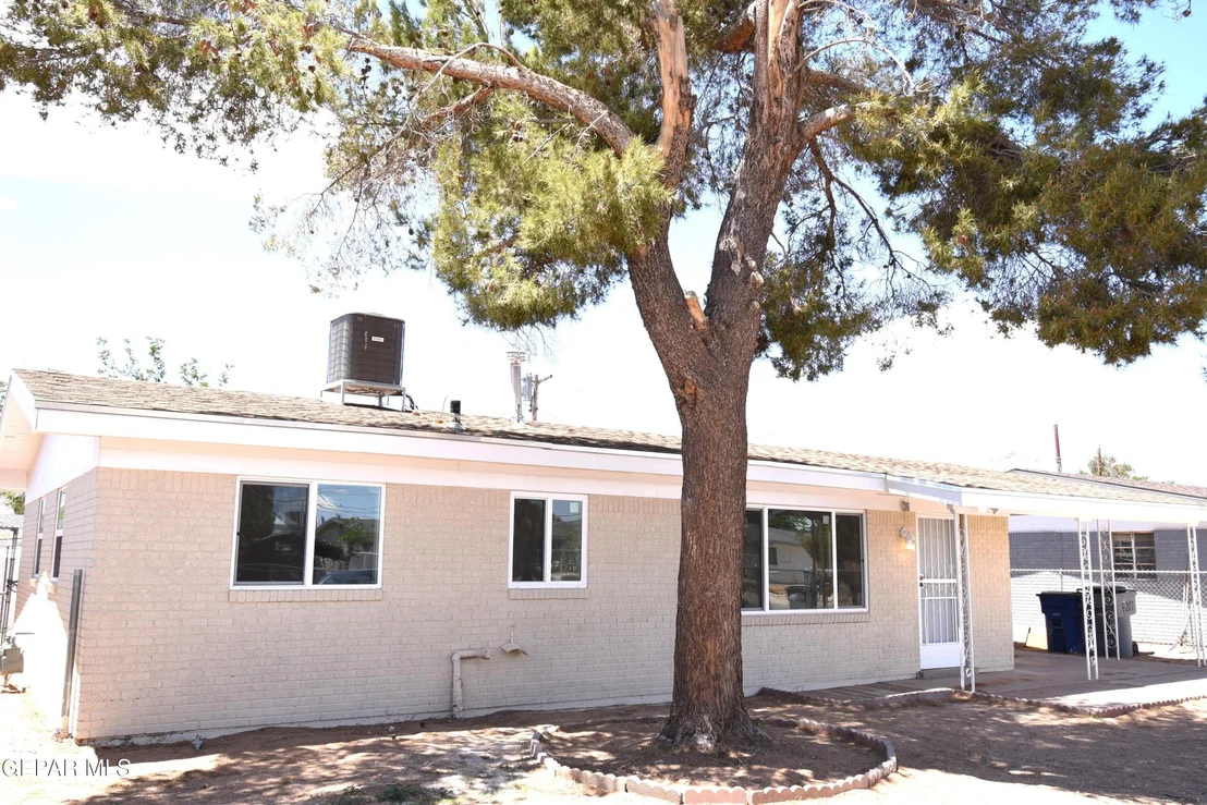 Photo of 9207 Montgomery Drive